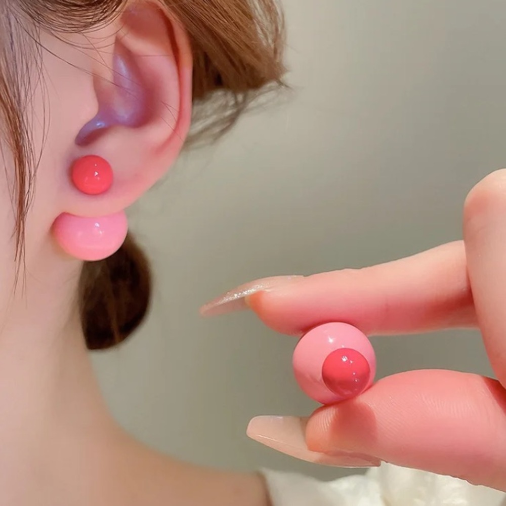 🌟 Double Sided Pink Round Ball Earrings